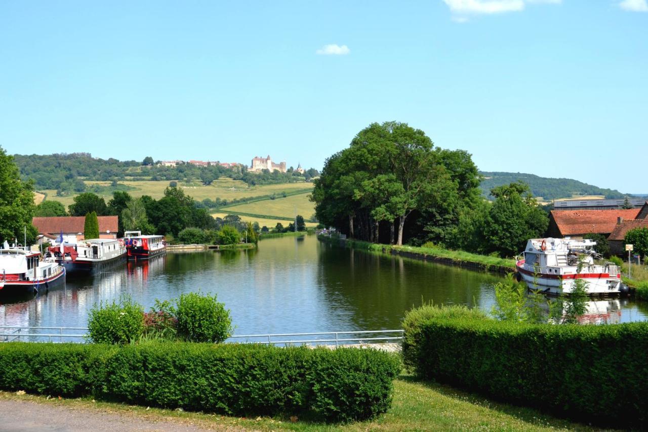 Domaine De Vandenesse Et Spa Vandenesse-en-Auxois Exterior foto